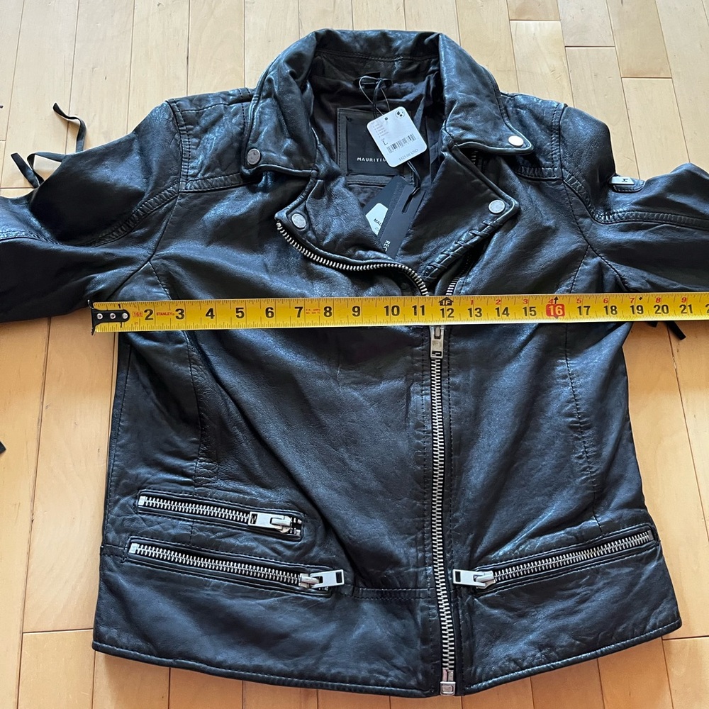 Mauritius (purchased online from Free People) Black Leather Zoey Fringe Jacket - Picture 11 of 14